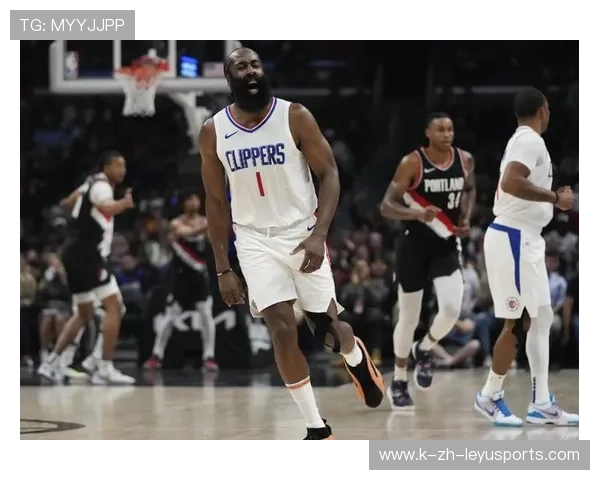 哈登关键突破，快船战术变化多端