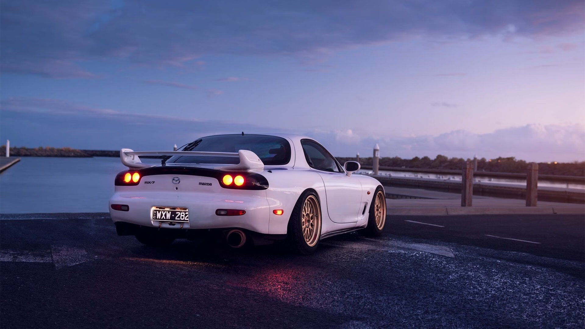 校园足球活动蓬勃发展激发兴趣,校园足球开展的优势和存在问题