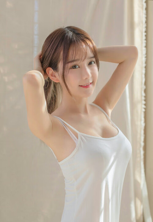 leyu乐鱼体育综合-减肥逆袭！冯珊珊一年甩70斤，躺着瘦超简单！，冯珊珊真名